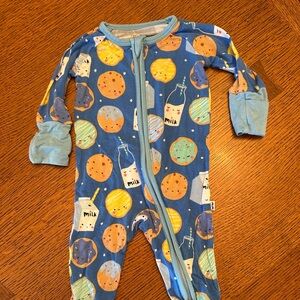 Little sleepies zippie